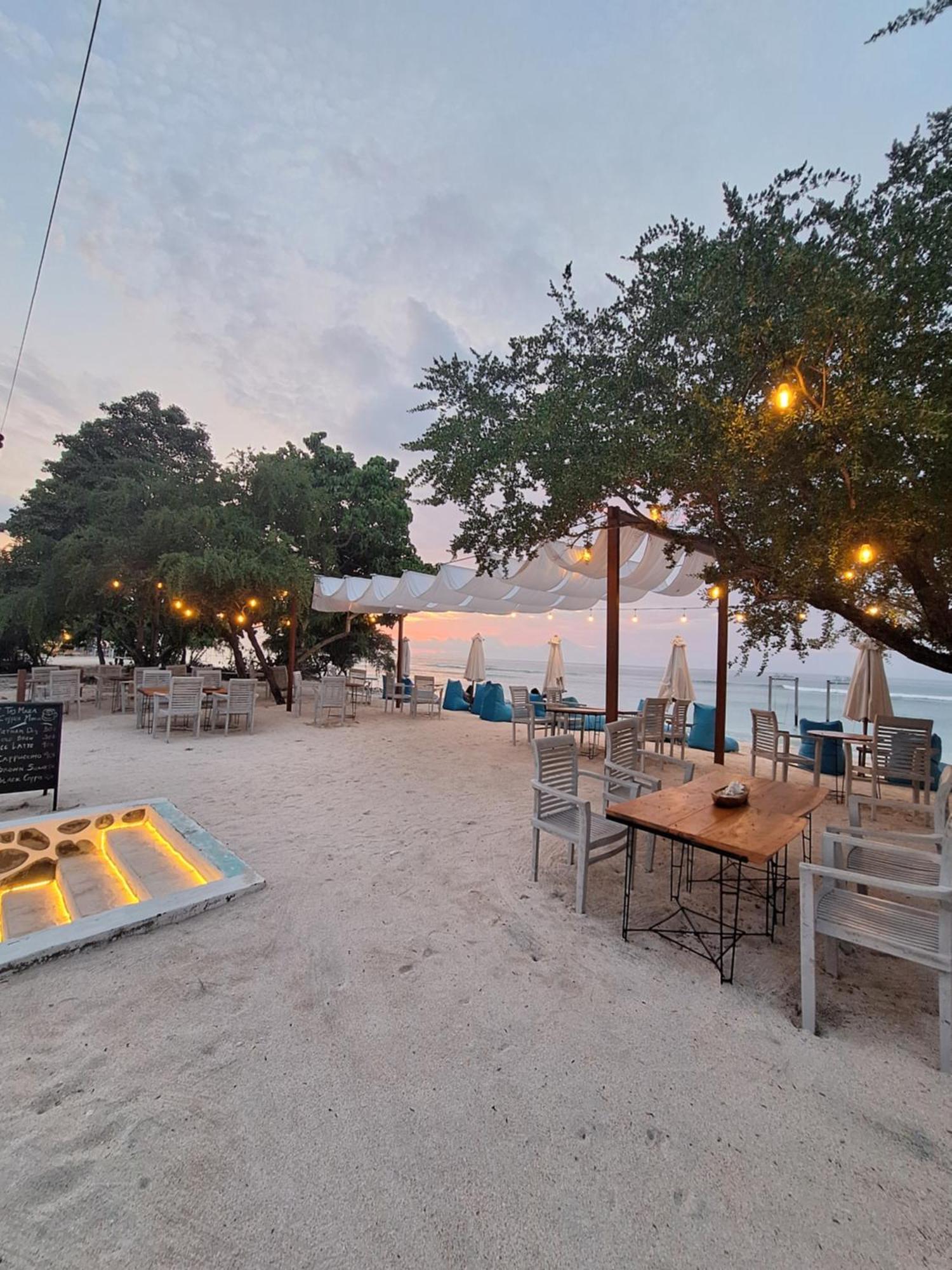 Taj Maza Sunset Villas Gili Trawangan Eksteriør bilde